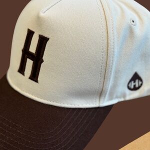 Hydrojug Howdy Baseball Cap NWT Acta Hat Brown